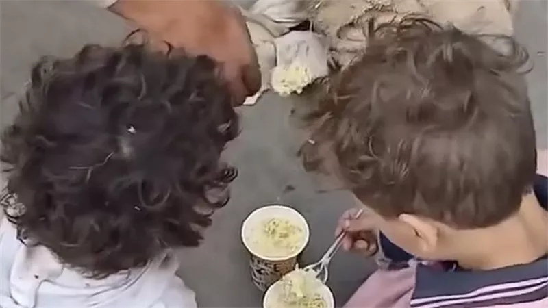 بعد إيداع 3 أطفال بدور رعاية.. أمن الشرقية يلقي القبض على الأم والسر «زواج عرفي»