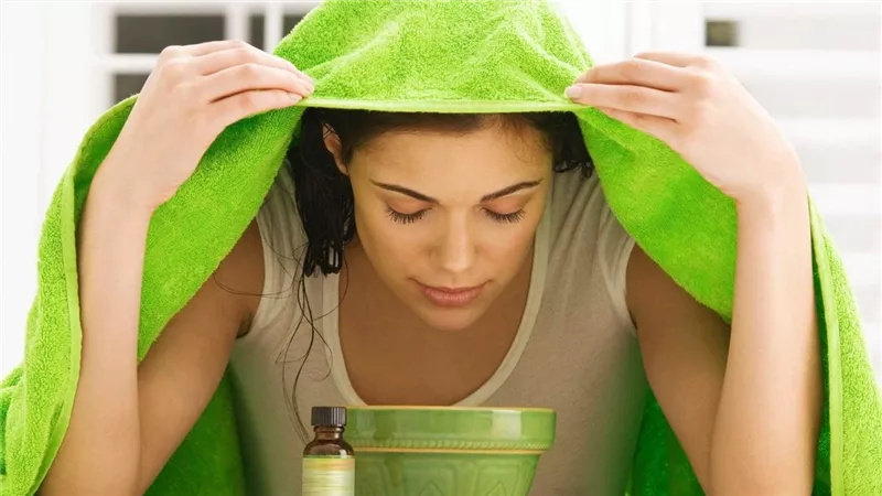 بخطوات سهلة.. جلسة بخار الوجه في المنزل لبشرة نضرة 