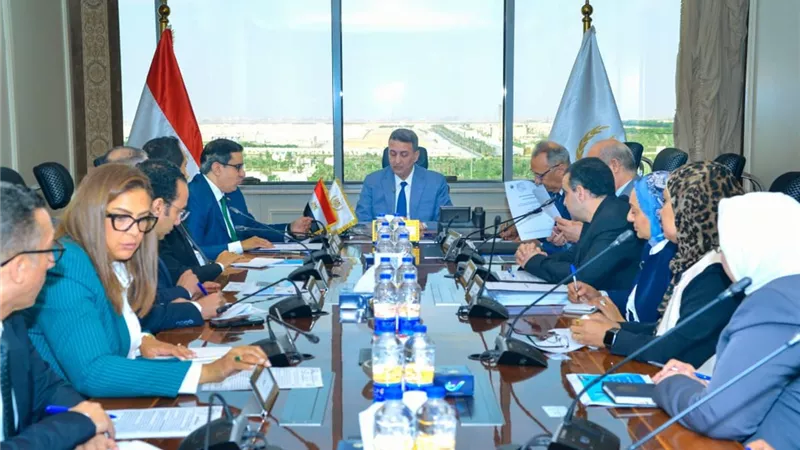 أبوالمجد: إنشاء المركز اللوجيستي العالمي لتخزين وتوريد وتجارة الحبوب