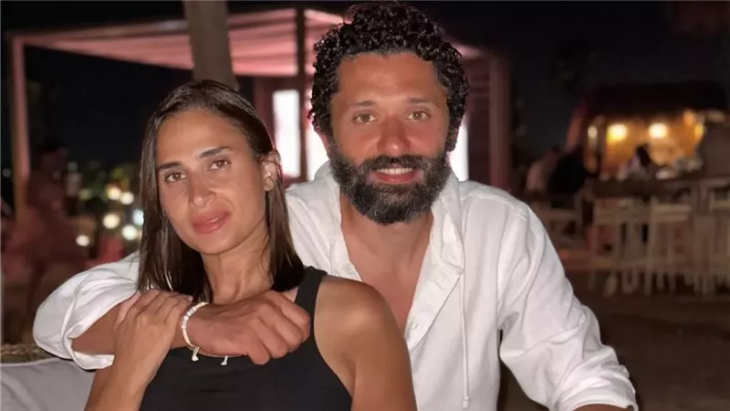 بعد تصدرهما التريند.. 10 صور جمعت كريم محمود عبد العزيز وآن الرفاعي