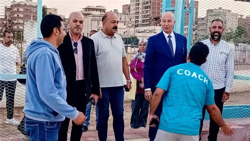 وكيل الشباب بكفر الشيخ يتفقد الأعمال الإنشائية لحمام السباحة النصف أولمبى