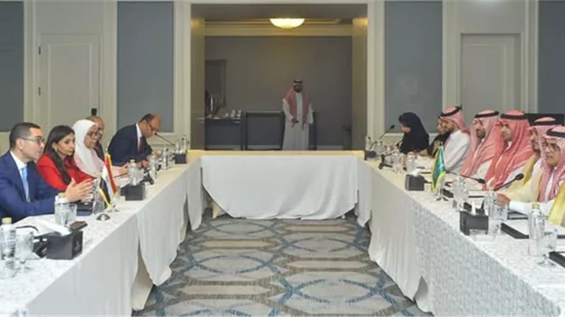 مصر والسعودية تبحثان مضاعفة الاستثمارات والتبادل التجاري وتعزيز التعاون