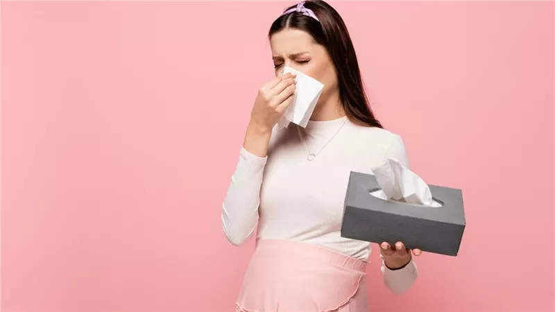 تنظيف المنزل بانتظام.. كيف تتعاملين مع الحساسية خلال فترة الحمل؟