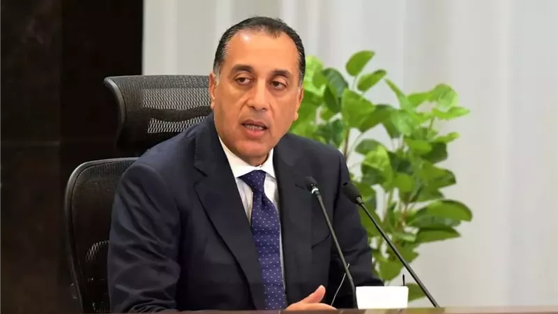 رئيس الوزراء يناقش سداد المديونيات مع الهيئة الوطنية للصحافة والإعلام