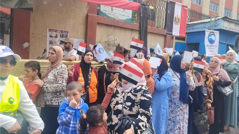 انتخابات 2025.. مدرسة «أم المؤمنين» بالعمرانية تشهد إقبالًا من الشباب 