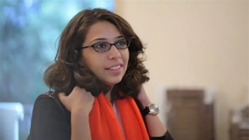 هبة يسري تنضم لجدل أزمة دينا الشربيني وكريم محمود عبد العزيز