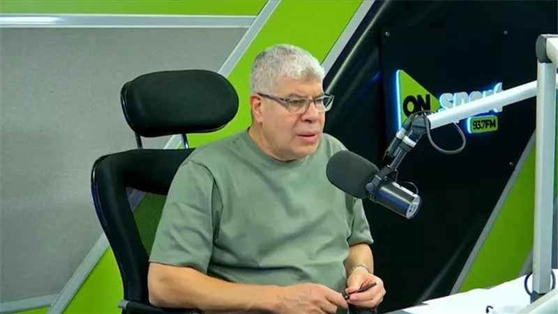شوبير عن واقعة «زيزو» وهشام نصر في السوبر: «محدش يعرف اللي جواه»