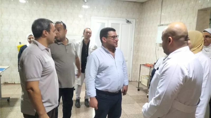 مدير إدارة المستشفيات بالمنوفية يتابع الخدمات ببركة السبع