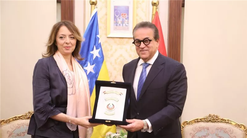 مصر والبوسنة تبحثان فرص التعاون في صناعة الدواء والتأمين الصحي الشامل