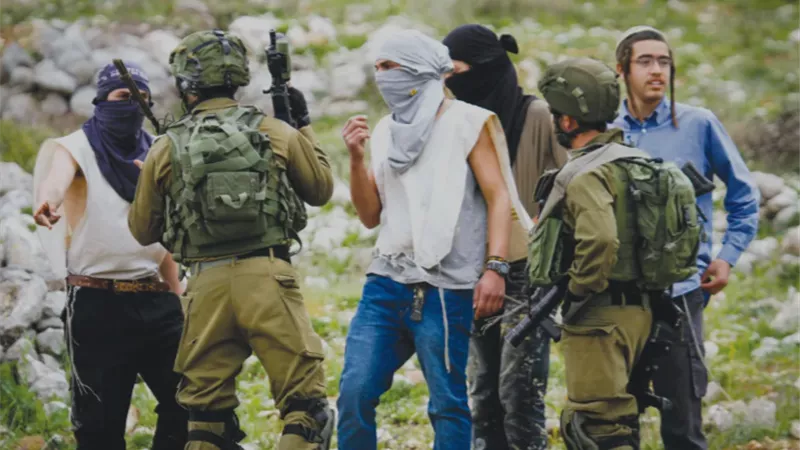 «برابرة التلال».. عصابة مستوطنين تسرق الفلسطينيين بالضفة الغربية
