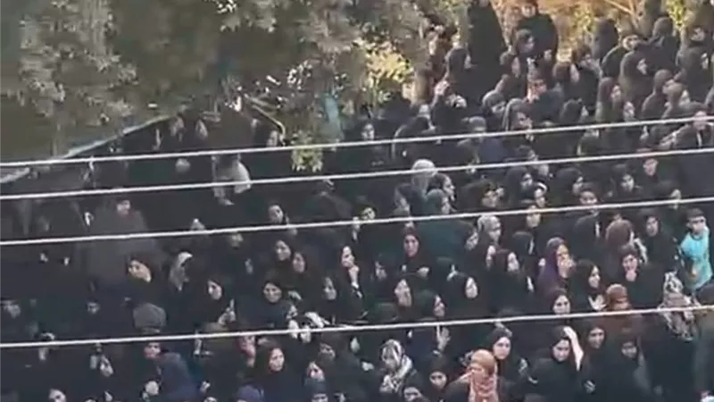تشييع جثماني طفلين شقيقين لقيا مصرعهما في حادث بالقناطر الخيرية