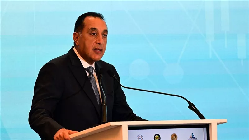 رئيس الوزراء: يستعرض الطفرة التنموية لمصر في جميع المجالات