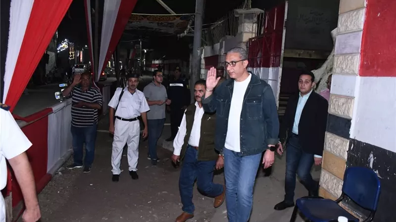 محافظ الفيوم يتفقد لجان التصويت بانتخابات مجلس النواب خلال الفترة المسائية