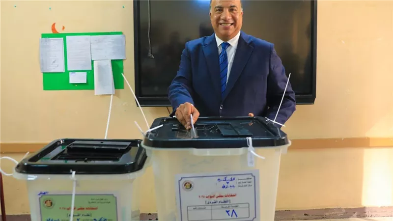 محمد مصيلحي يدلي بصوته في انتخابات مجلس النواب بالإسكندرية 