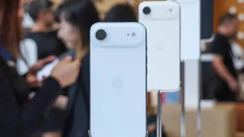 «آبل» تعيد التفكير في إطلاق iPhone Air 2 وتؤجله إلى عام 2027