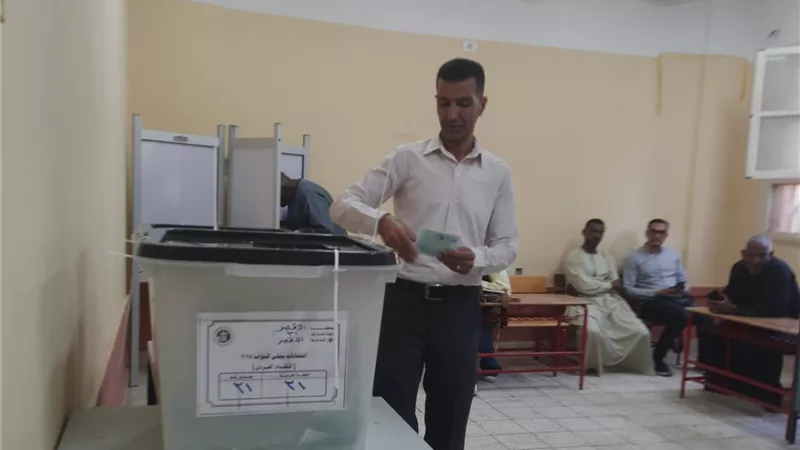 لليوم الثانى.. لجان الأقصر تفتح أبوابها أمام الناخبين