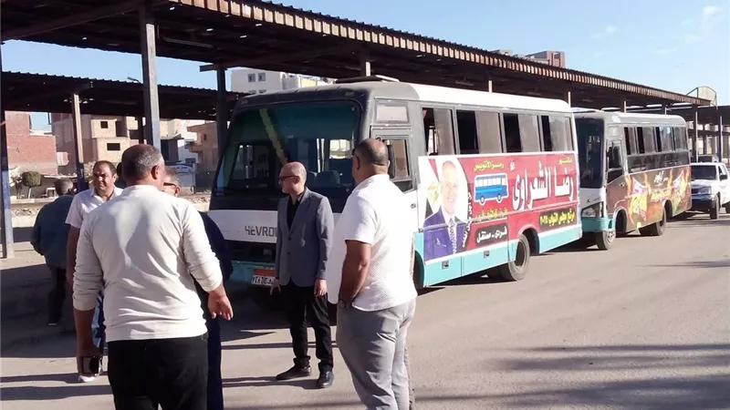 محافظة كفر الشيخ توفر أتوبيسات مجانية لنقل الطلاب والموظفين |صور