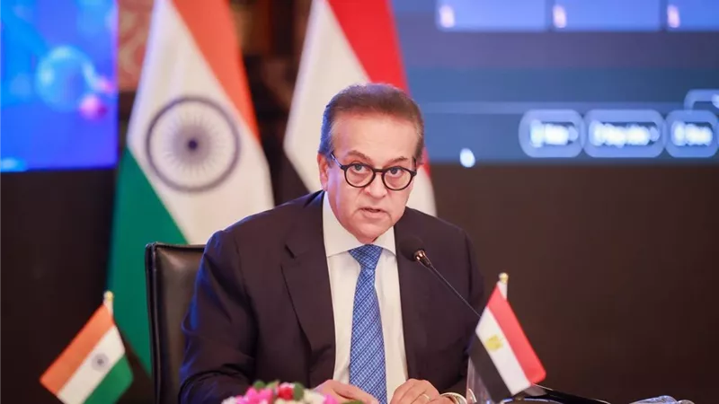 وزير الصحة يشارك نظيره الهندى في مائدة مستديرة لبحث سبل التعاون