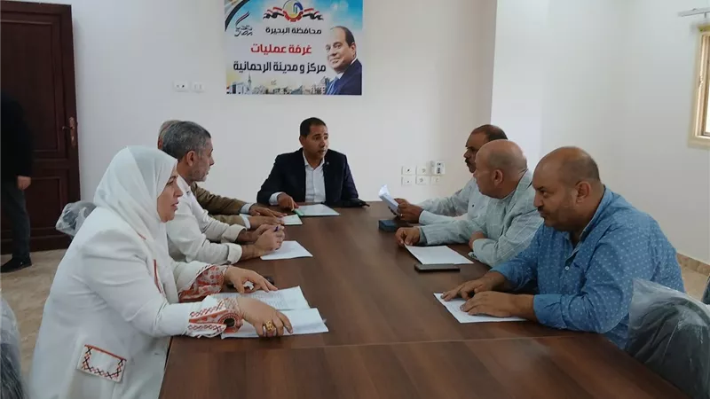 رئيس مدينة الرحمانية يتابع انتظام العملية الانتخابية من داخل غرفة العمليات