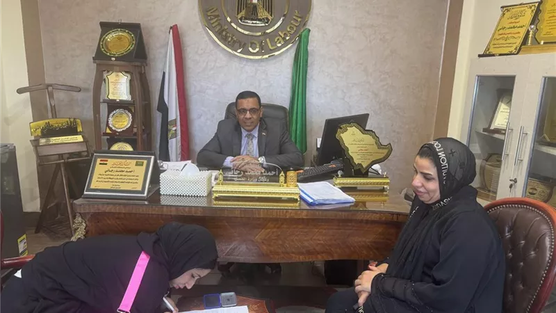 جبران يستجيب لفتاة من ذوي الاحتياجات الخاصة بالمنصورة ويوفر لها فرصة عمل