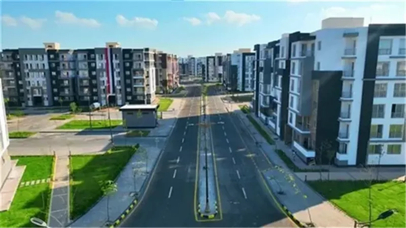 من القاهرة الجديدة إلى العلمين الجديدة.. هل تنجح مصر في ملء المدن الجديدة؟