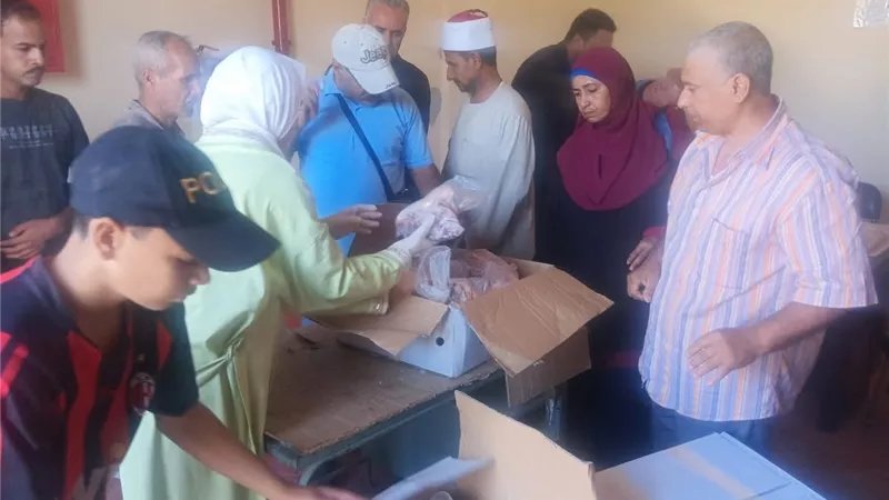 أوقاف شمال سيناء تُسلم دفعة جديدة من لحوم صكوك الأضاحي للتضامن الاجتماعي 