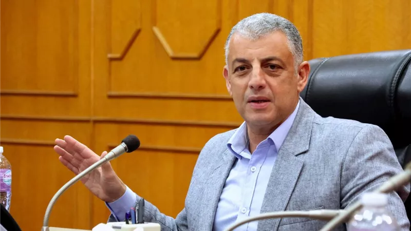 محافظ الإسماعيلية عن ملفي التقنين والتصالح: لا مساس بحق الدولة
