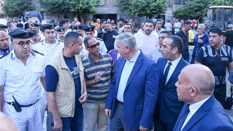 محافظ الإسكندرية يوجه برفع الإشغالات بمدخل شارع الفلكي بحي المنتزه أول