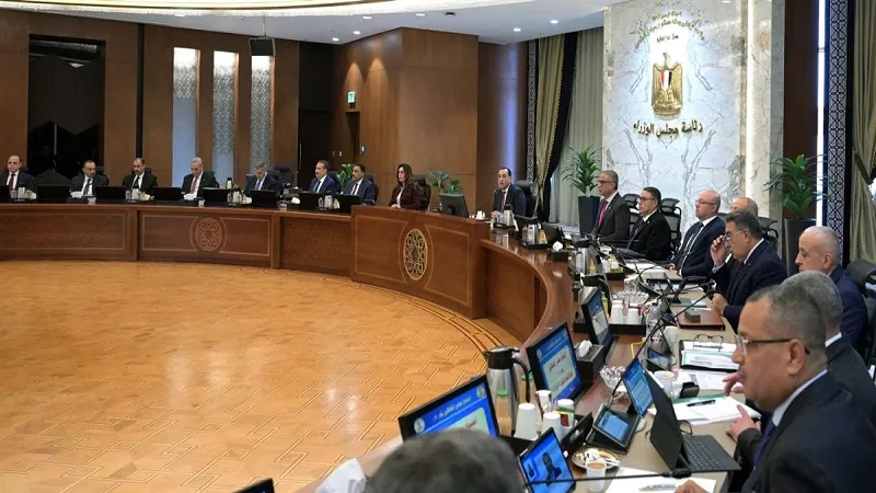 الحمصاني يكشف خطط الحكومة لضبط الأسواق وتطوير الخدمات|فيديو