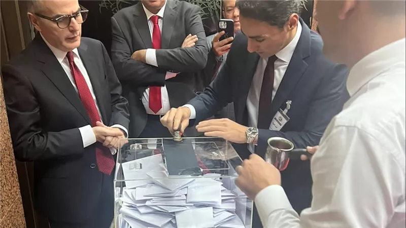غلق صناديق الاقتراع وبدء الفرز فى اللجان الانتخابية بالإسكندرية 