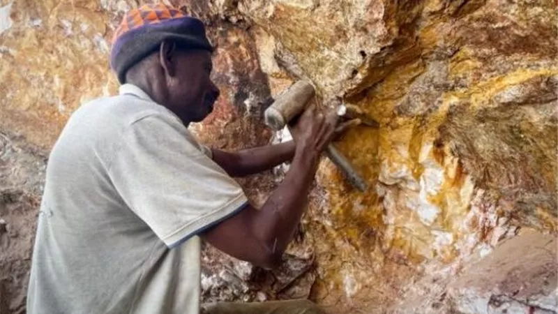 الذهب السوداني.. المورد القومي بين الفرصة والخطر