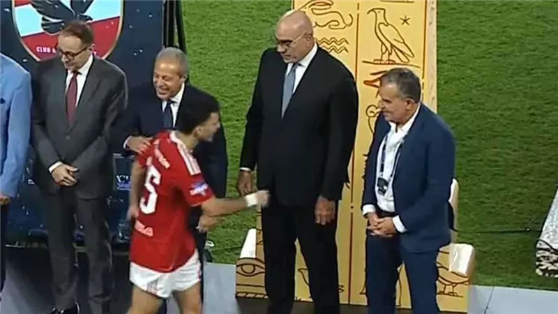 نجم الأهلي السابق: شكوى الزمالك ضد زيزو مبالغ فيها 