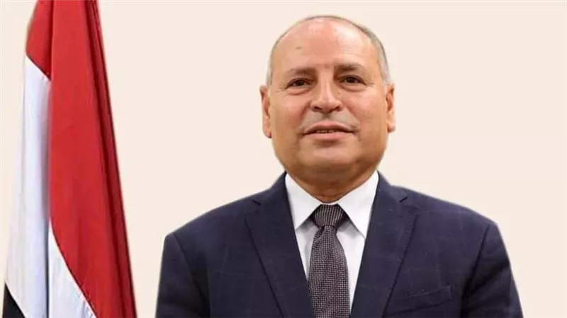 محافظ القاهرة يطلق اسم 