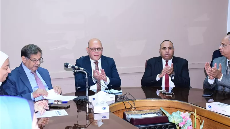 تجديد الاعتماد بكلية الطب بسوهاج للعام الثالث على التوالى 