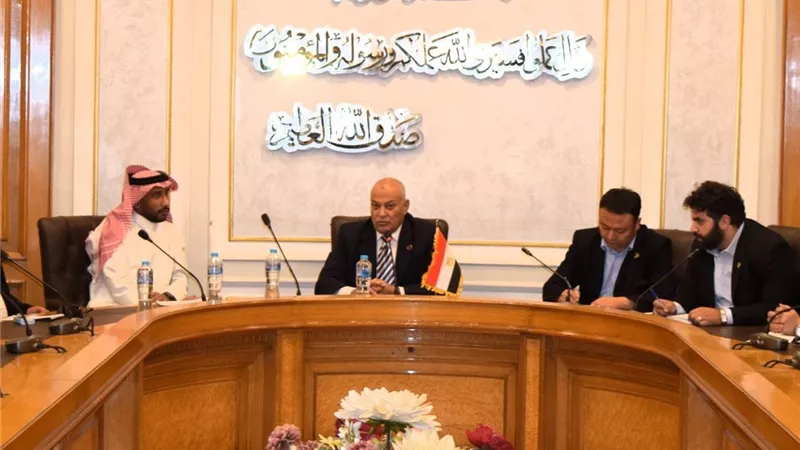 مباحثات مصرية سعودية لتأسيس شراكات جديدة في قطاع الدواجن وتوطين الصناعة