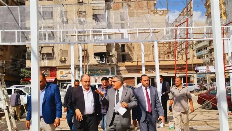 محافظ الدقهلية يتفقد المعرض الدائم للسلع الغذائية بحي غرب المنصورة
