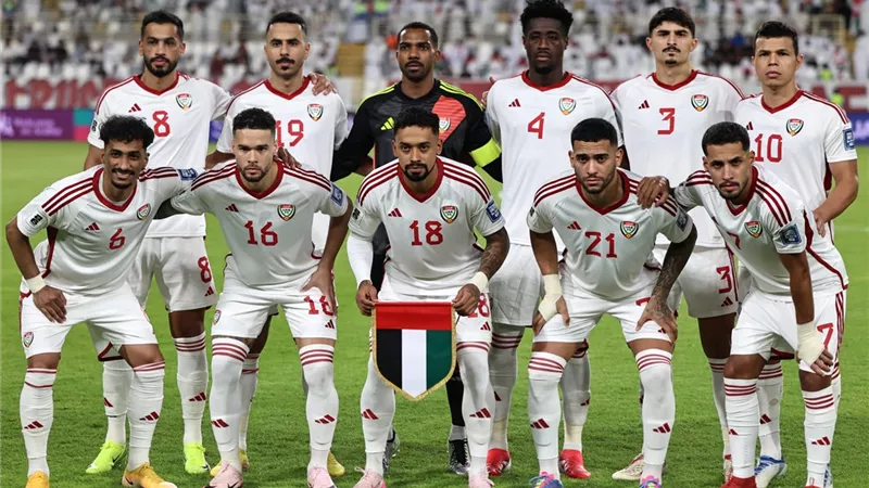 كوزمين أولاريو يثق بقدرة الإمارات على تجاوز الصدمة قبل مواجهة العراق
