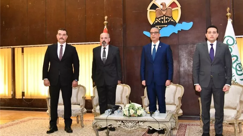 محافظ الفيوم يشهد ندوة توعوية عن دور الرقابة الإدارية في الوقاية من الفساد