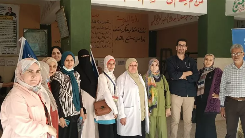 جامعة بنها: إجراء كشف طبي على 498 طالب من مدرسة المنشأة الكبرى