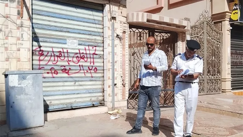 غلق وتشميع 38 محلا في حملات بدمياط الجديدة