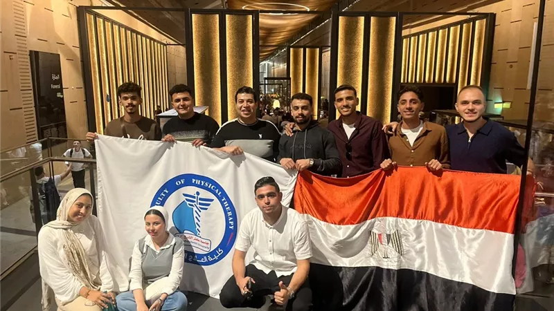 طلاب «علاج طبيعي كفرالشيخ» في زيارة علمية وثقافية للمتحف المصري الكبير