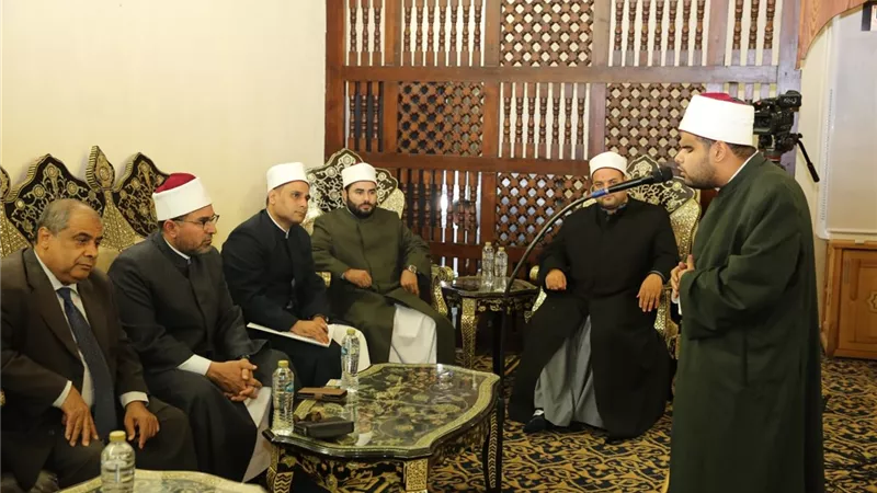 لاكتشاف المواهب.. انطلاق اختبارات مدرسة التلاوة بالجامع الأزهر (صور)