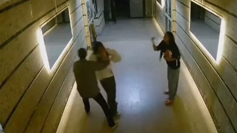 بعد التصالح.. إخلاء سبيل القائم على نشر فيديو التعدي على فتاة جسر السويس