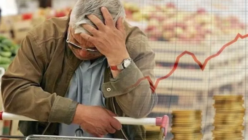 سوق تتحكم فيه معاناة المواطن.. السلع البسيطة ترتفع واللحوم تتراجع| خاص
