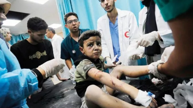 قطاع غزة... مرضى ينتظرون العلاج والمستشفيات تحت ضغط هائل