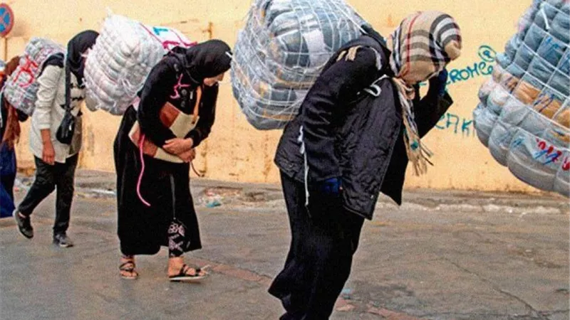 ننشر تحريات الرقابة الإدارية حول عصابة منظمة لتهريب النساء للخارج |انفراد