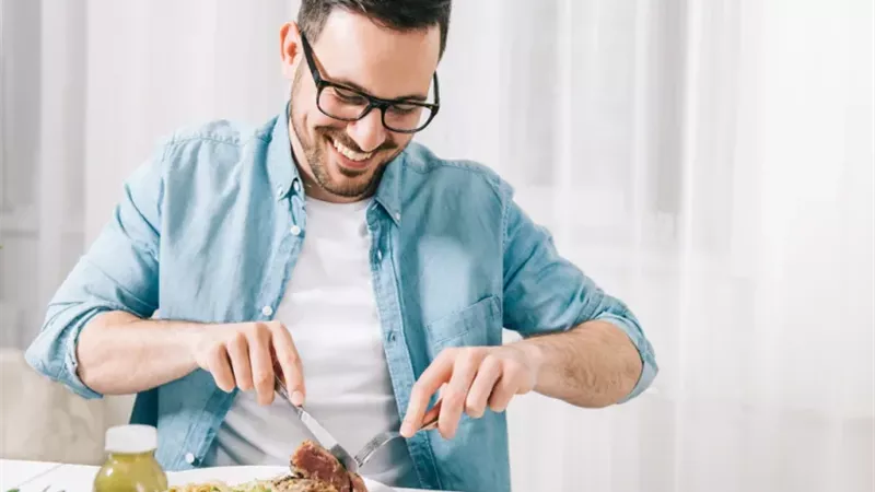 كل ما تريد معرفته عن نظام OMAD لإنقاص الوزن 