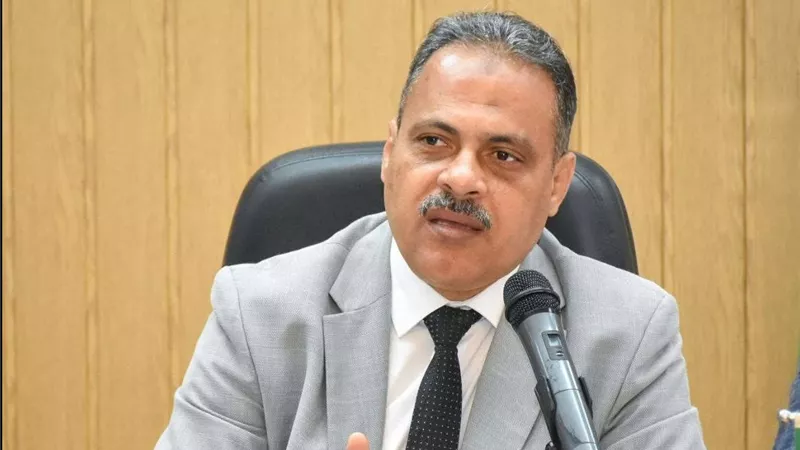  إحالة 49 من العاملين المقصرين بالمنشآت الخدمية للتحقيق بالشرقية 