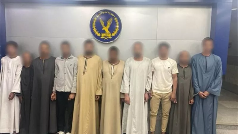 القبض على أنصار مرشح تعدوا على لجنة انتخابية في أبو تشت بقنا بعد خسارته