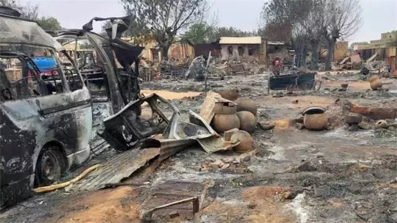 بابنوسة السودانية تحت حصار «القوات السريع».. هل تتكرر مجزرة الفاشر؟| فيديو